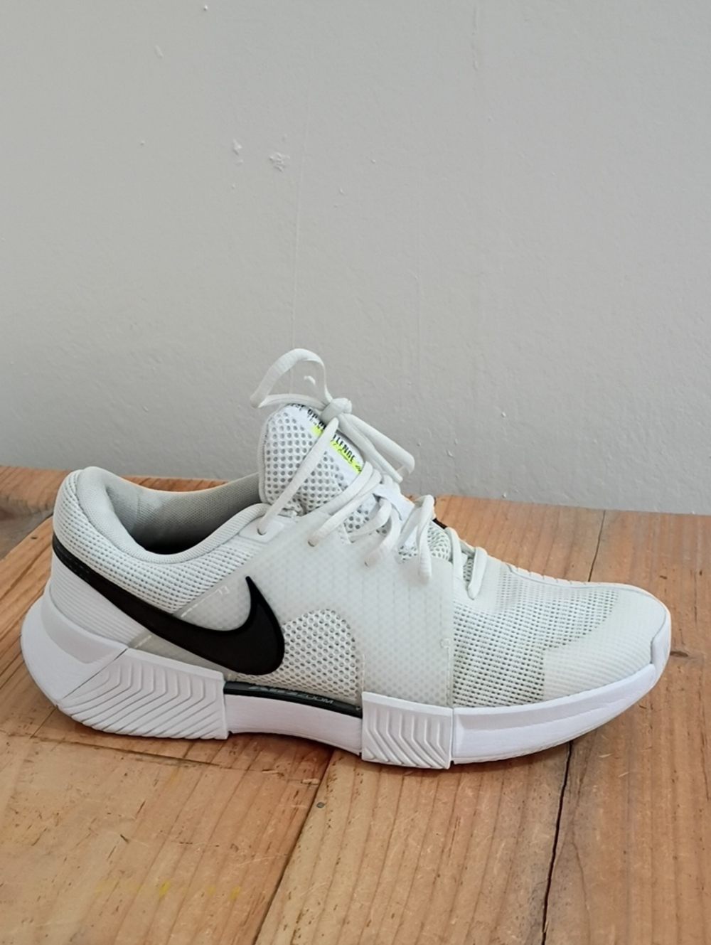 On Cloud Nike Zoom GP Challenge 1 Women's Hard Court Tennis Shoes Size 8.5